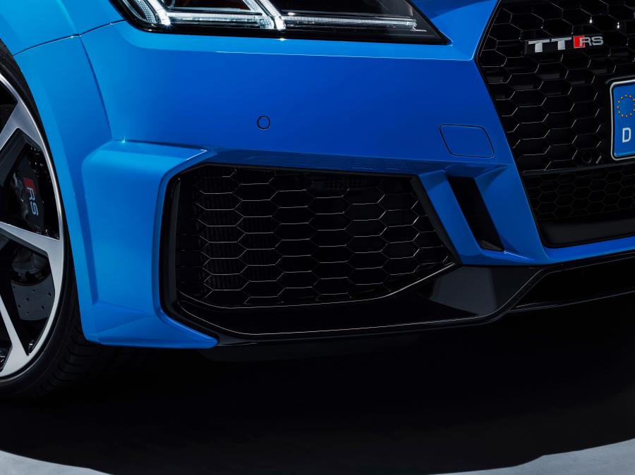 Детали экстерьера Audi TT RS Coupe (8S) 2019 года  (WW) (фото 29 из 62)